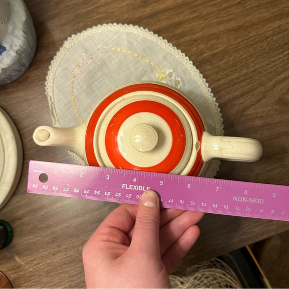 Vintage Transferware Rose Floral Design Red and Cream Teapot - Picture 11 of 12